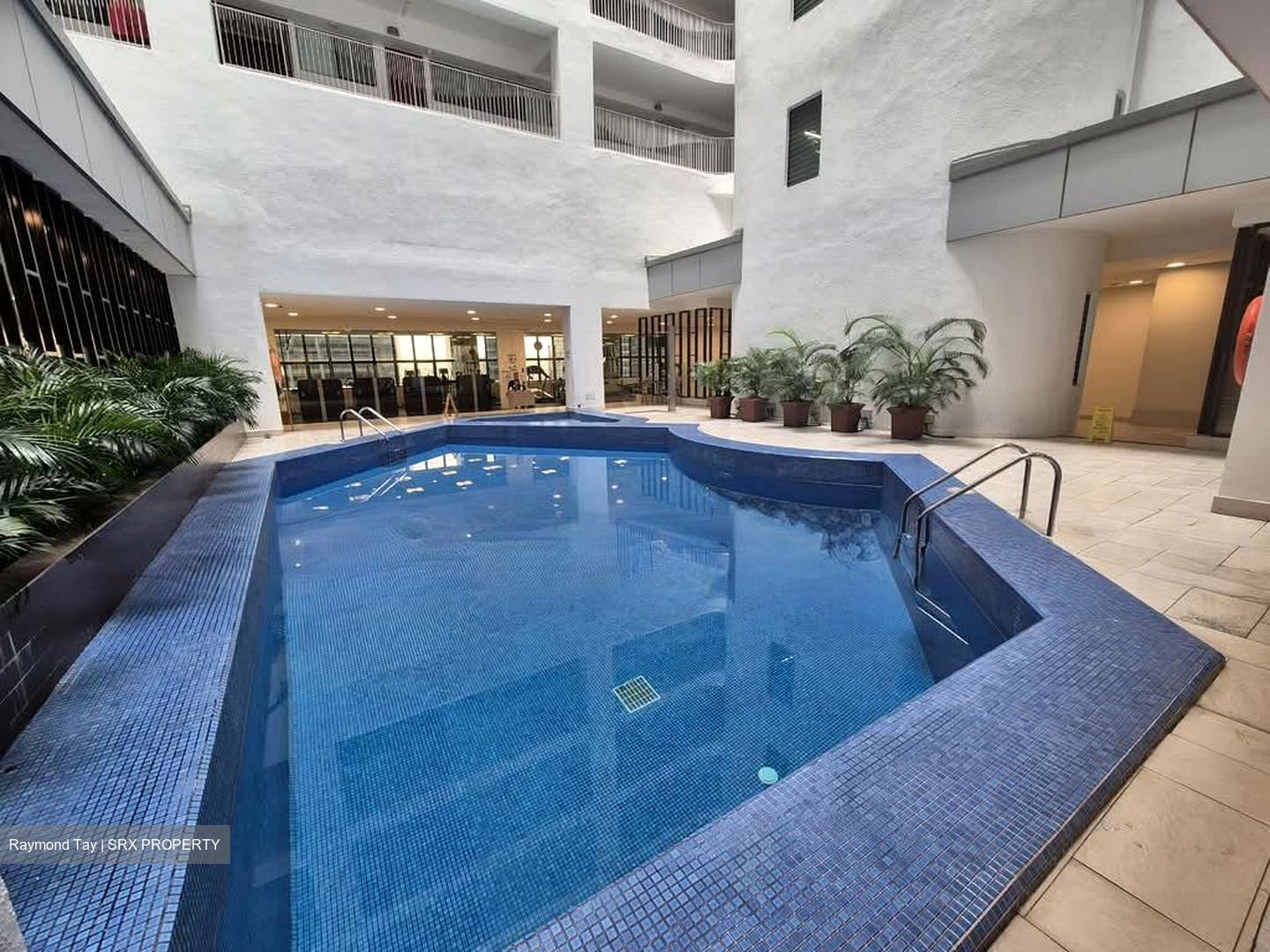 International Plaza (D2), Apartment #556264871
